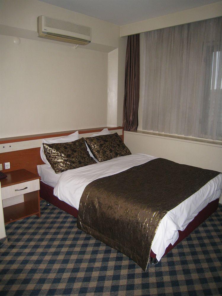 City Hotel Estambul Exterior foto
